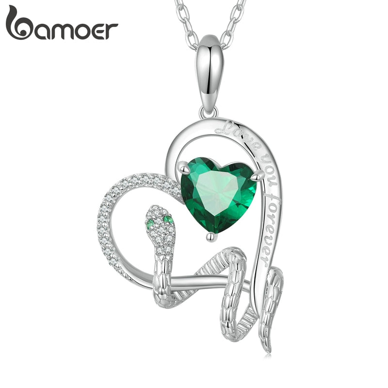 Colar com Pingente Cobra