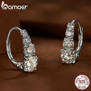Brincos de Fivela Moissanite