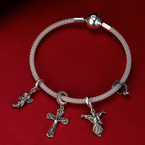 Berloque com Argola Jesus Bamoer