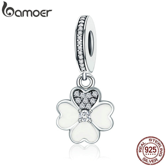 Berloque com Argola Trevo do Amor Bamoer
