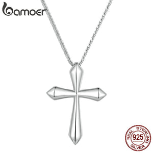 Colar com Pingente de Cruz Bamoer