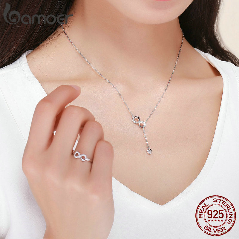 Colar com Pingente Amor Infinito Bamoer