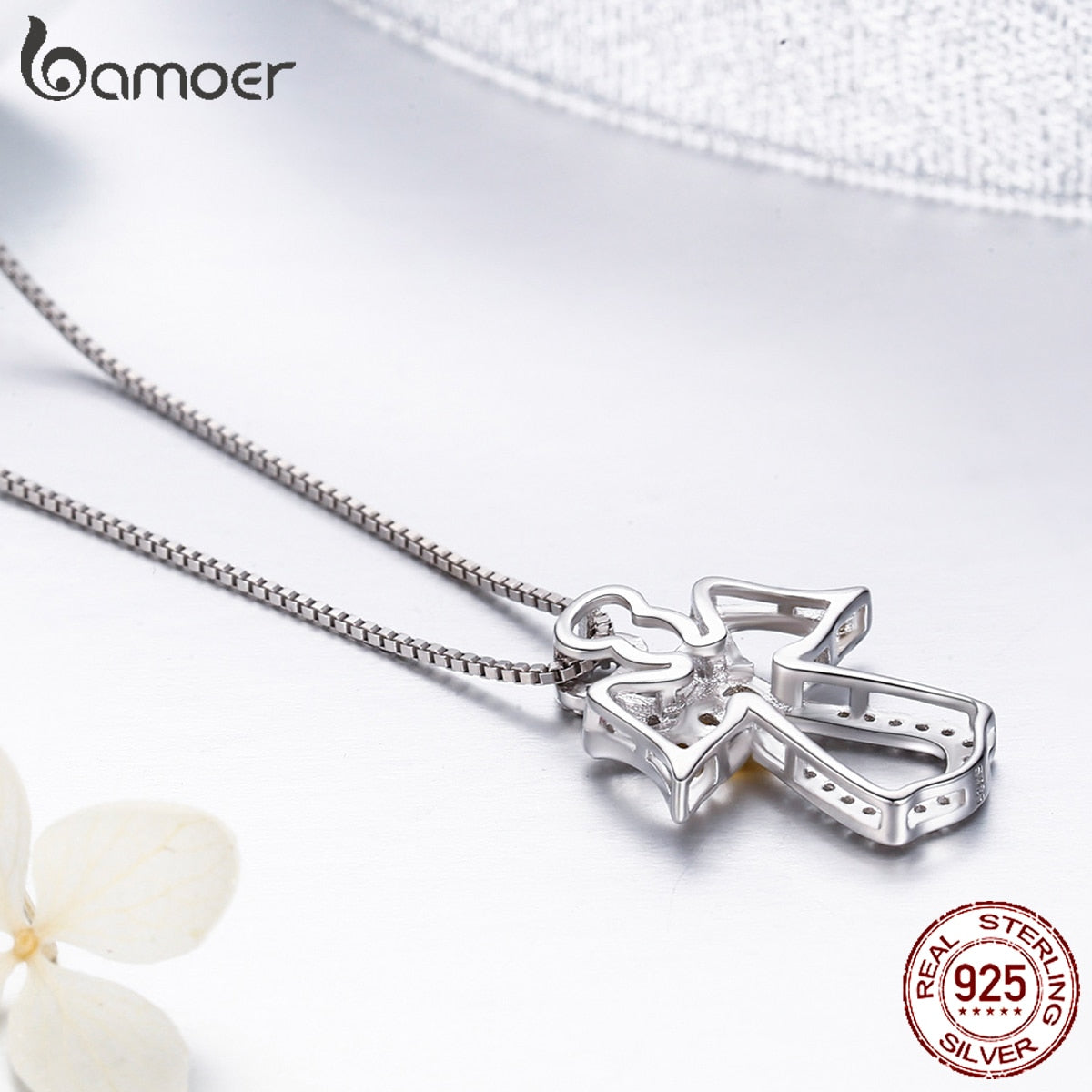 Colar com Pingente Anjo da Guarda Bamoer