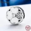 0182bba4862b3e3b1c1406d3 Berloque Trevo do Amor