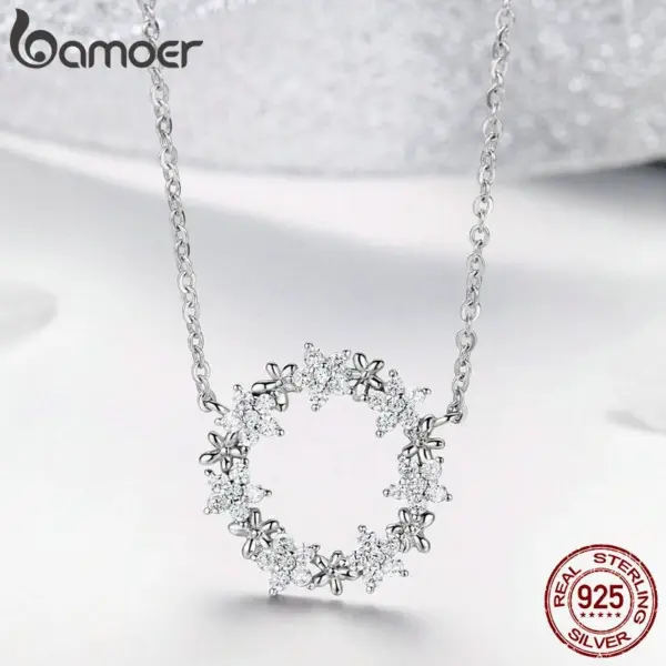 09aedbd5a50151c39a4890fb Colar com Pingente Gypsophila