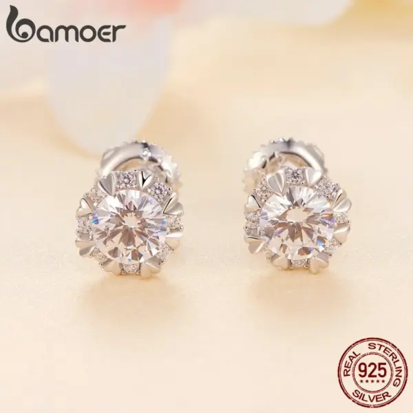0b77965b140b1b58dfccaafb Brincos Moissanite 0.5 Quilates
