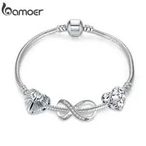 Bracelete com Berloques Charme