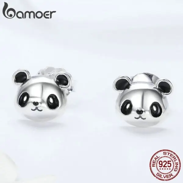10bf6aefc692e9eb52311cc7 Brincos Panda