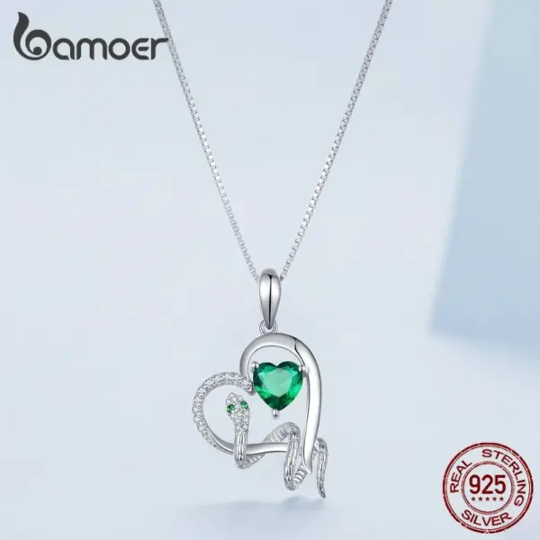 14d2ab63bc97cf3ca0464a51 Colar com Pingente Serpente do Amor
