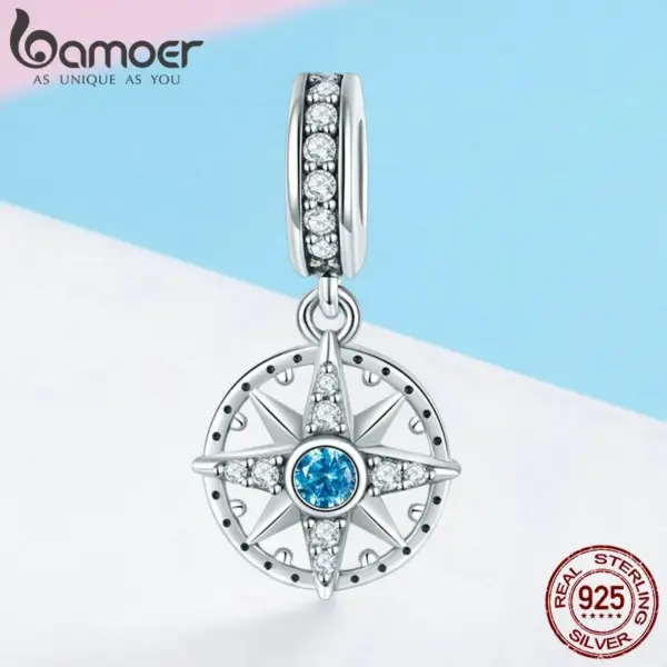 Berloque com Argola O Compasso