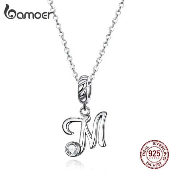 3459c5902282b849e673670d Colar com Pingente Letra do Alfabeto