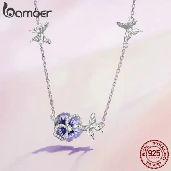 3b93bfffc01f887afb87cc4b Colar com Pingente Amor Perfeito