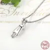 4c3053000acdb0b8ad54db0d Colar com Pingente de Gatinho