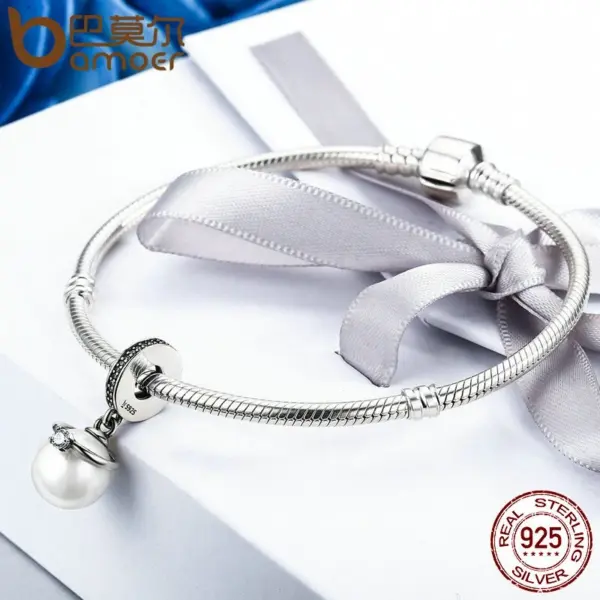 4dfe261dbe09f20a261ac793 Berloque Charm Pérola Elegante