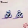 56c12d54585e10f63df044ce Brincos Amor Perfeito