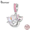 56fde7b9ba6213c14366418d Berloque com Argola Gatinho Pendurado
