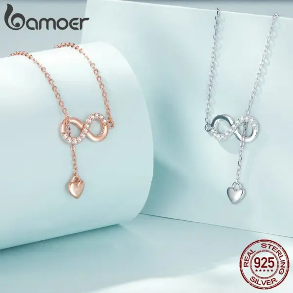 Colar com Pingente Amor Infinito