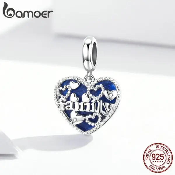 5ea19db6c63e0eb0219ea697 Berloque com Argola Família Calorosa