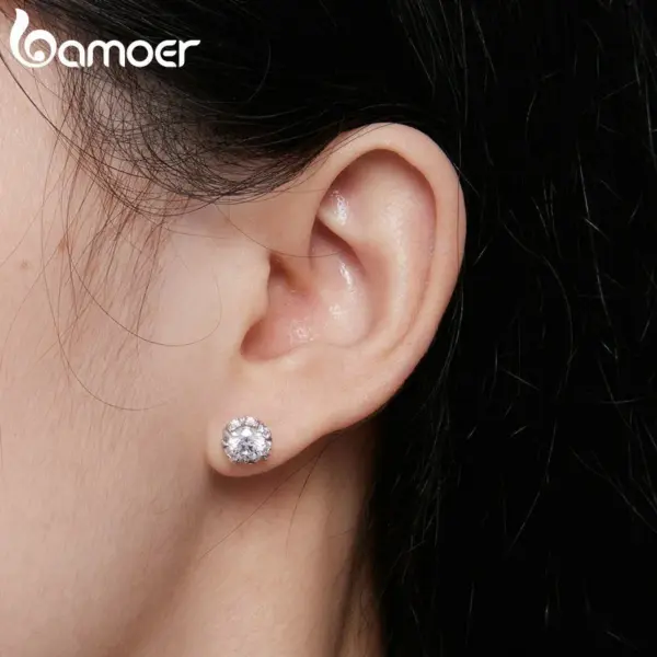 60529d44e592101801fd3772 Brincos Moissanite 0.5 Quilates