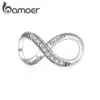 674dbde3091e03062de33c8a Bracelete com Berloques Charme