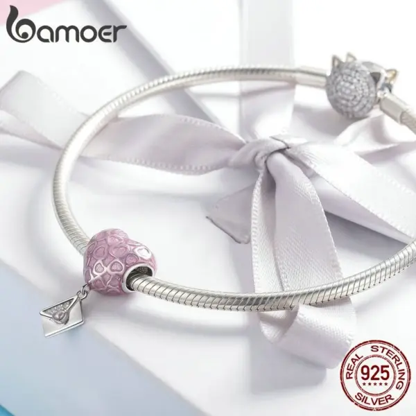 6d53377d8f65444831b90f18 Berloque Carta de Amor