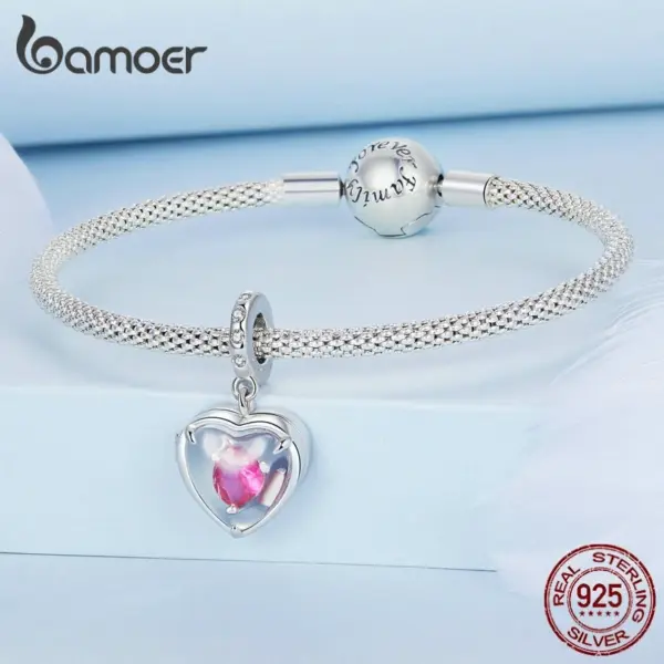 744c23b5ade004e0af413661 Berloque Amor Retrátil