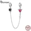 794e6b0686f3e2128e5dd6d6 Berloque com Corrente de Segurança Anjo Bom e Anjo Mau