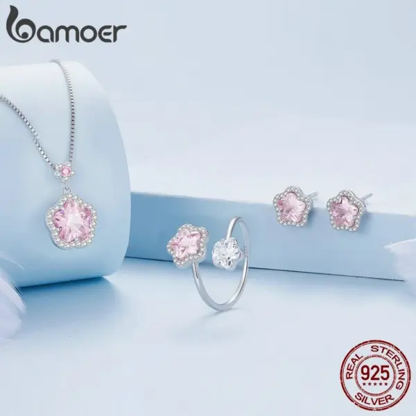 7f1258cc8c62f9f9f4c2f5d3 Kit Colar, Pingente, Brincos e Anel Flores Rosas