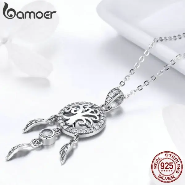8240553efa8c2c9428d8c493 Colar com Pingente Árvore da Vida