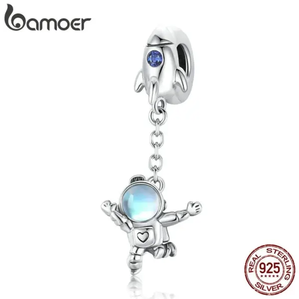 8a0043ccda26c8da567a9225 Pingente Astronauta & Nave Espacial