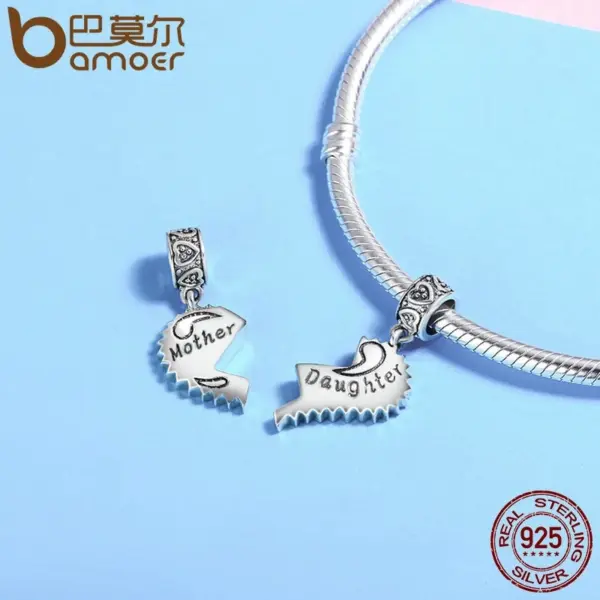 8e6a17c40c841d3dc651d132 Berloque Duplo Amor de Mãe e Filha