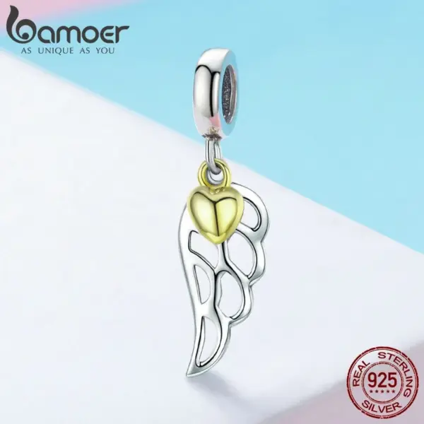 Berloque com Argola Asa de Fada