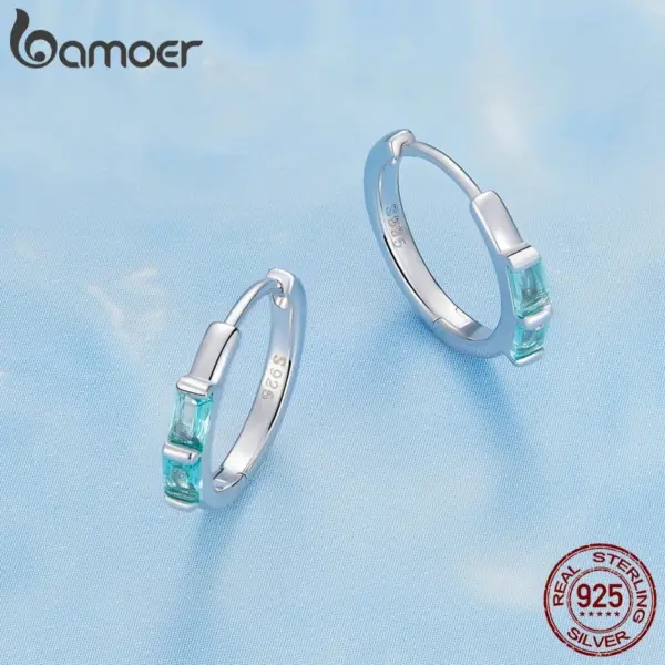 9eb03703de36bf52bf202a19 Brincos Clipe Zircônio Simples