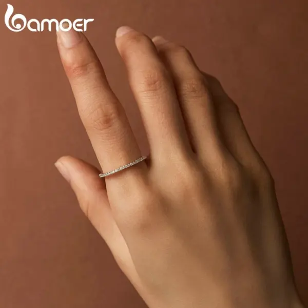Anel Moissanite Luxo Eterno