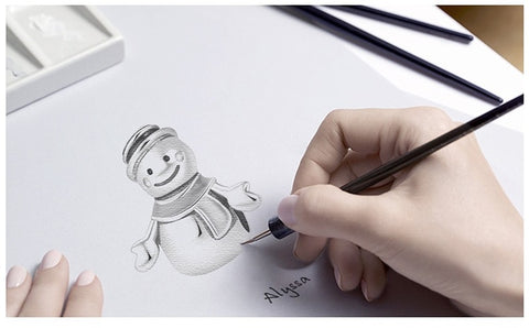 Esboço do Pingente Boneco de Neve Esboço do Pingente Boneco de Neve durante o desenho