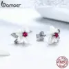 bd85e0698a5f54d23a7be934 Brincos Flor de Concha