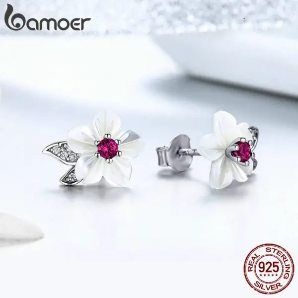 bd85e0698a5f54d23a7be934 Brincos Flor de Concha