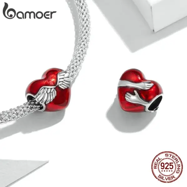 bf29096349f7bee74bcc2228 Berloque Abraço de Amor