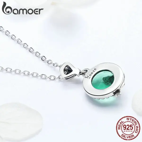 c8387d9272c5eb10ab21e4dd Colar com Pingente Amor de Sereia