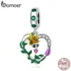 c9cbad7d47815172bc8b67f9 Pingente Coração de Flor