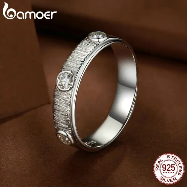 cebae7f8672ce72617e4b805 Anel Masculino Moissanite Delicado