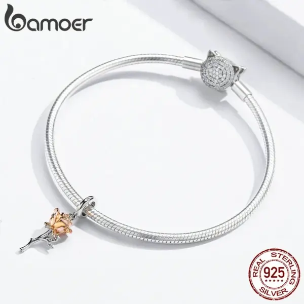 Berloque Bamoer Rosa Dourada em Prata 925