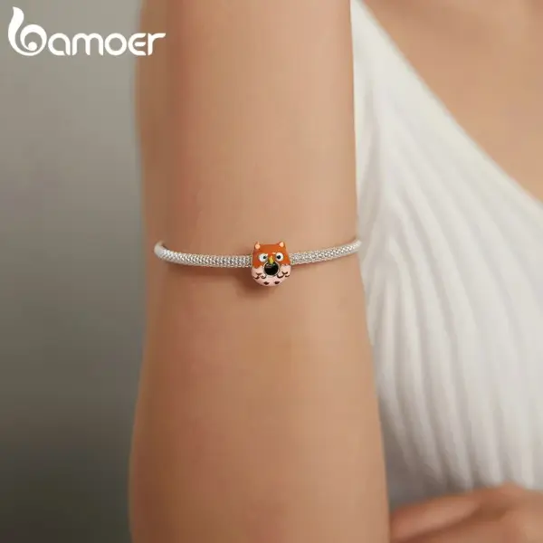 dadd57d9086a2e8af5a9c247 Berloque Charm Donuts de Animais