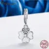 db1cc5f14e7fdcc9a075dfe5 Berloque com Argola Trevo do Amor
