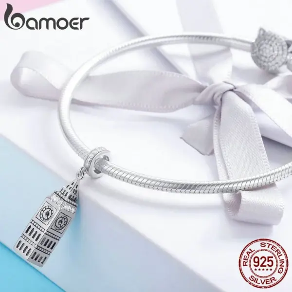f7b14d0915d2b77a0b79de6f Pingente Big Ben Londres