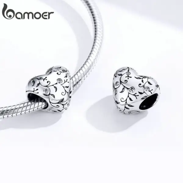 facbf3dc8f03ab06267c8d37 Bracelete com Berloques Charme